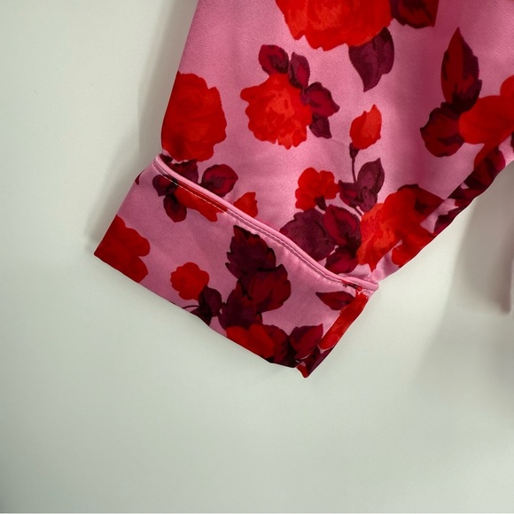 Loft Pajamas Red Pink 2 piece set Satin Woman’s Size Medium Floral collared - Picture 3 of 9